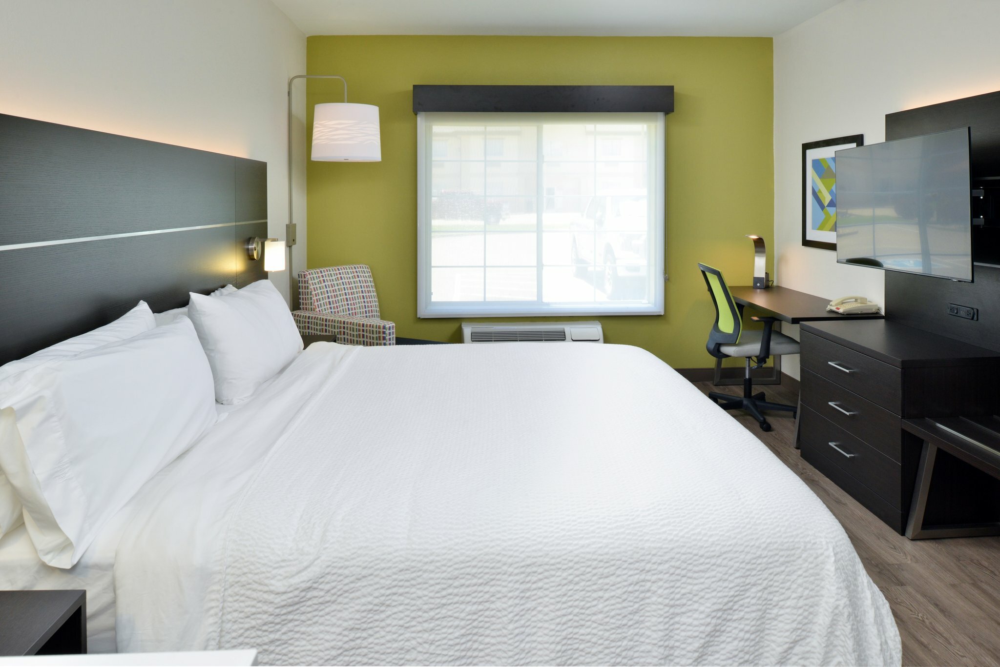 Фото Holiday Inn Express & Suites Carthage