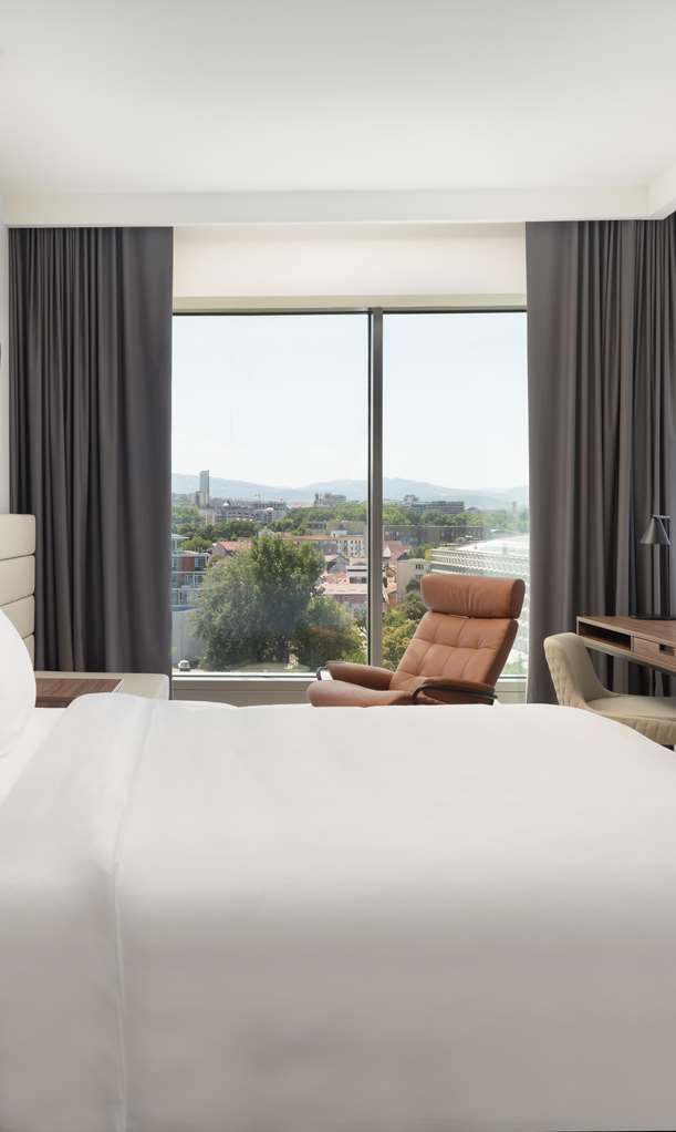 Фото Radisson Blu Hotel, Cluj