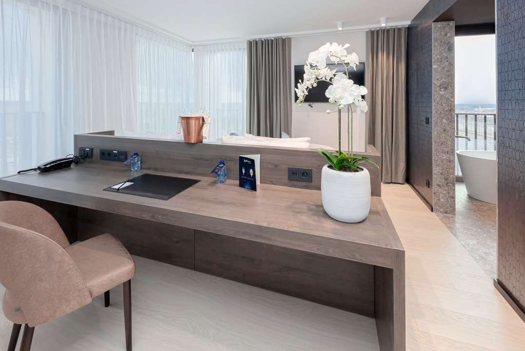 Фото Radisson Blu Hotel Bruges