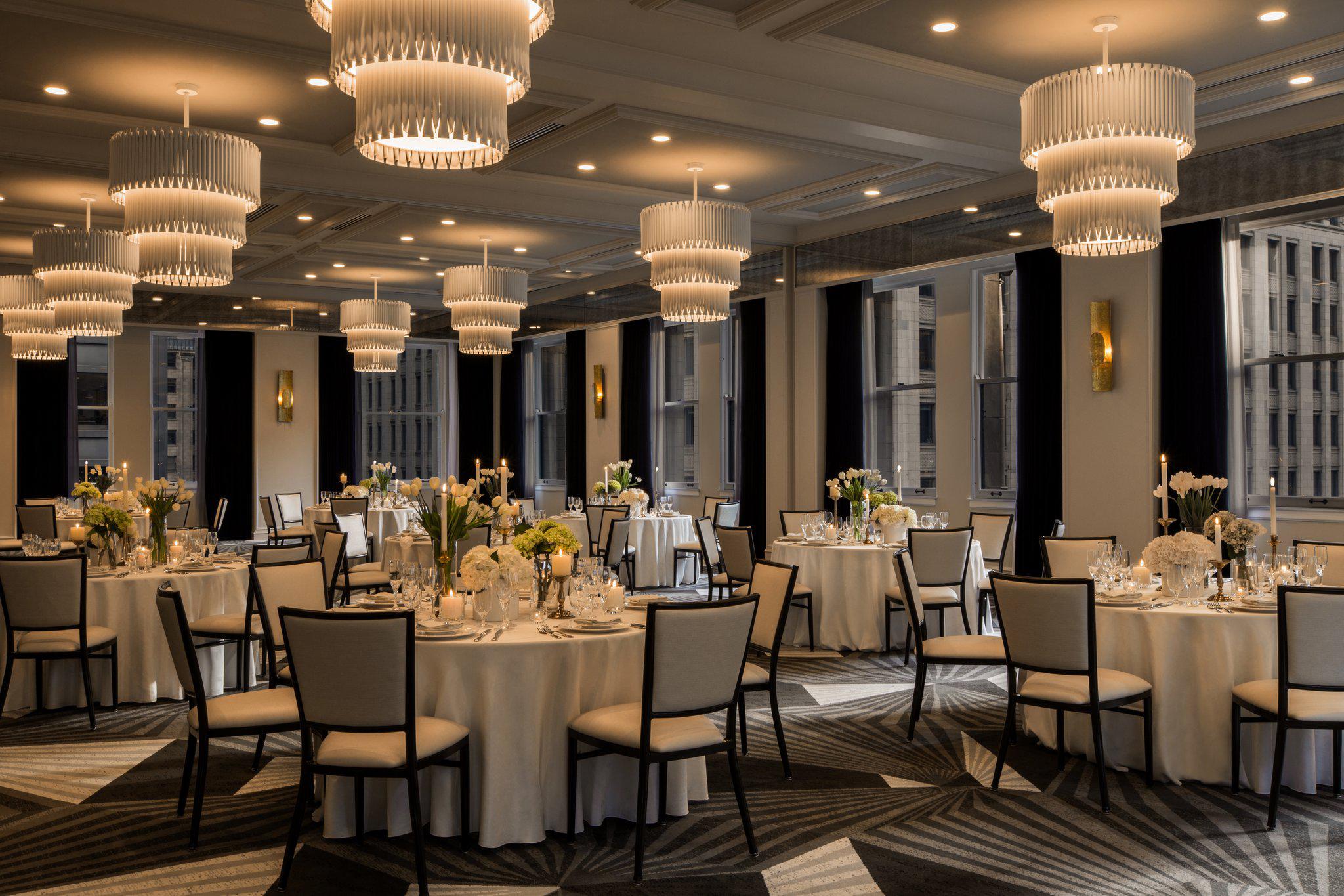 Фото Kimpton Gray Hotel, an Ihg Hotel