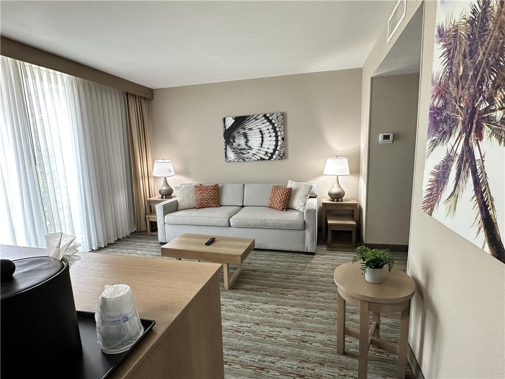 Фото Best Western Plus Atlantic Beach Resort