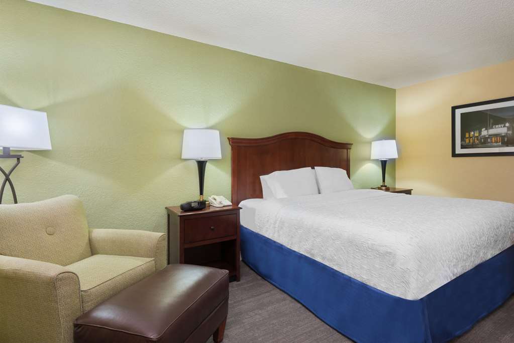 Фото Hampton Inn Raleigh Cary