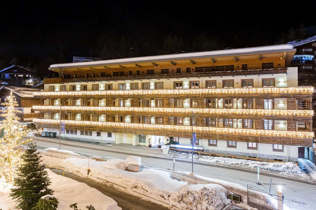 Фото Radisson Residences Savoia Palace Cortina d’Ampezzo