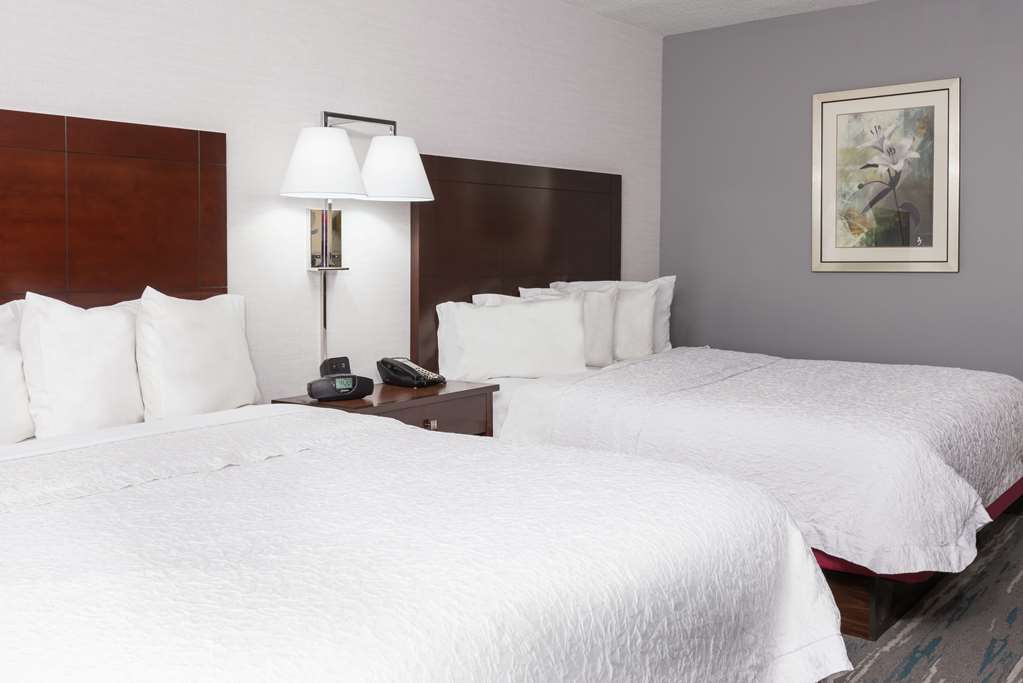 Фото Hampton Inn & Suites Orlando Airport @ Gateway Village