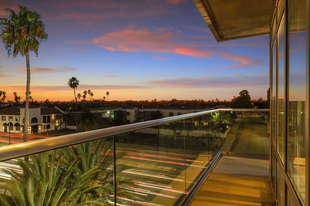 Фото Hampton Inn & Suites Lax El Segundo