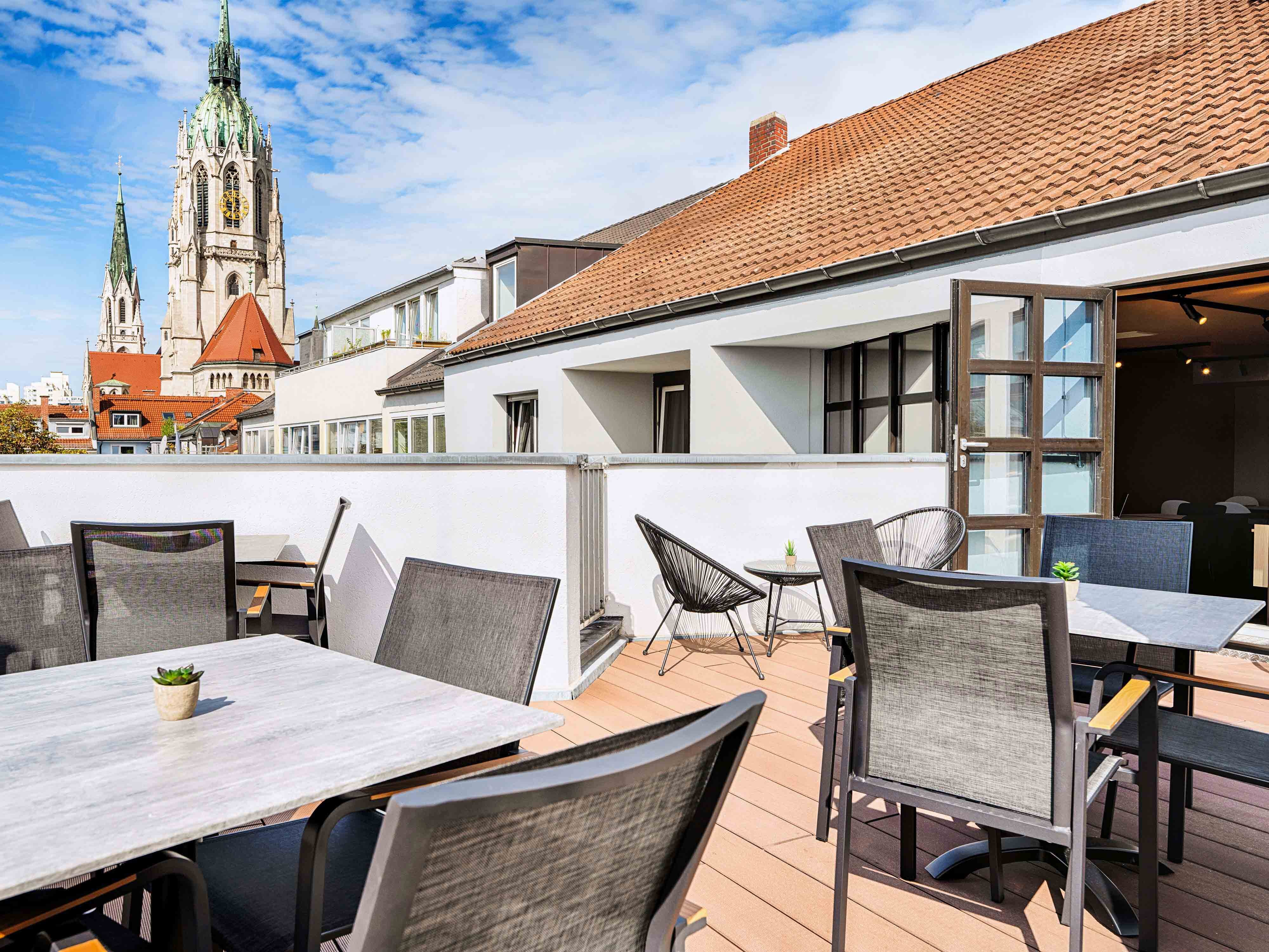 Фото B&b Hotel München-Hbf