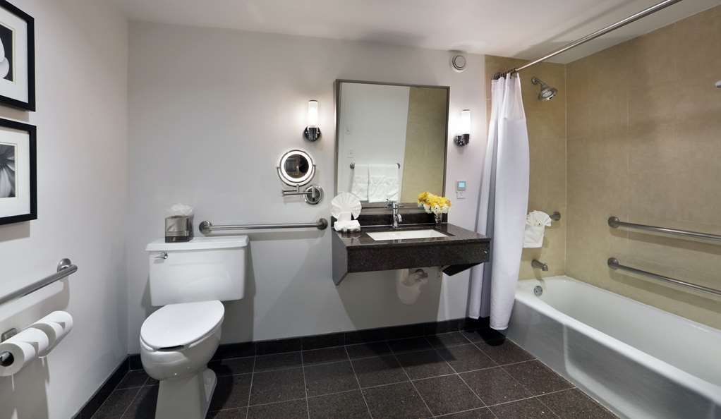 Фото The Verve Hotel Boston Natick, Tapestry Collection by Hilton