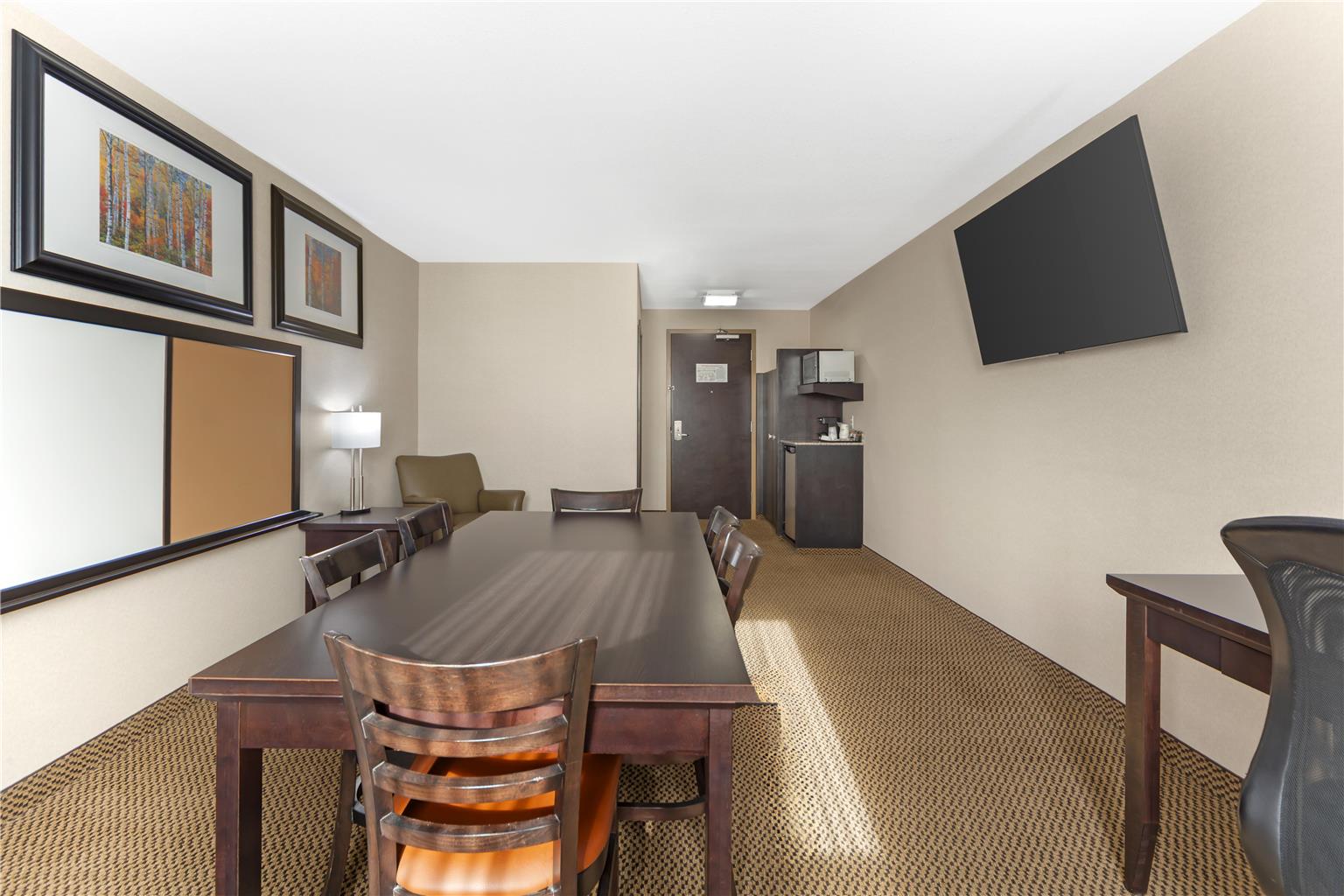 Фото Best Western Bonnyville Inn & Suites