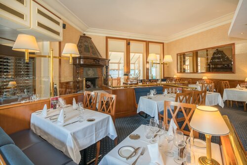 Гостиница Hôtel Mirabeau Lausanne в Лозанне