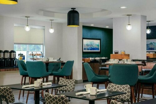 Гостиница Four Points by Sheraton Fort Lauderdale Airport - Dania Beach в Пемброк-Пайнс