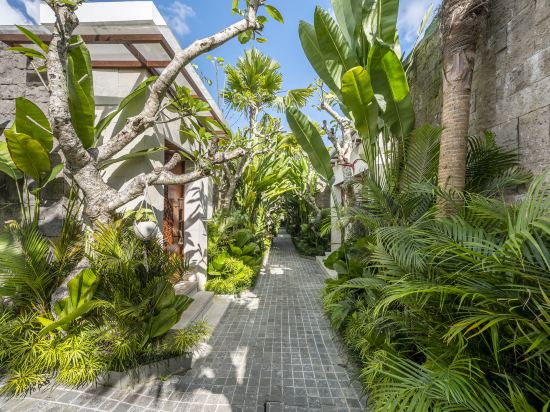 Фото Asvara Villa Ubud by Ini Vie Hospitality