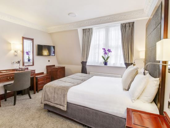 Фото Fitzrovia Hotel