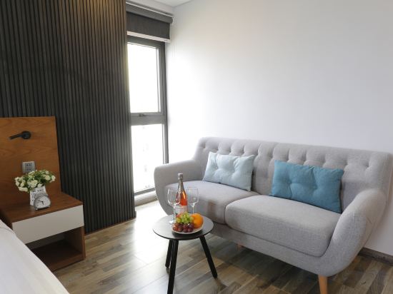 Фото Jolia Hotel and Apartment - My Khe Beach