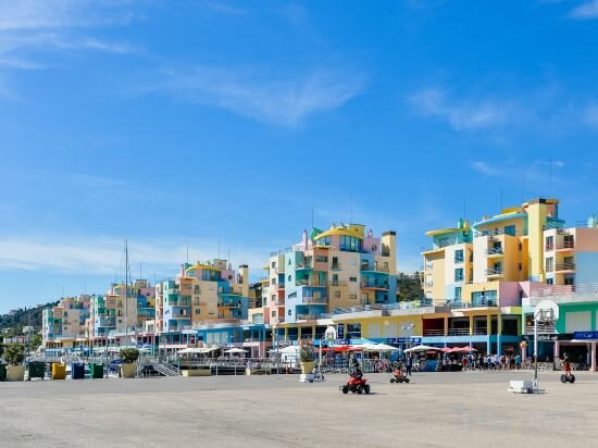 Фото Jardim Cozy Apartment with 2 swimming pools near the Old Town