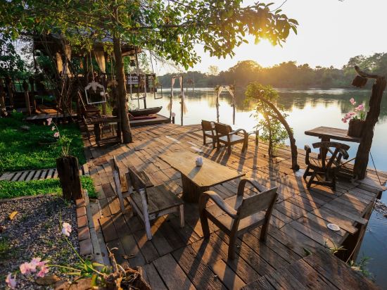 Фото The Antique Riverside