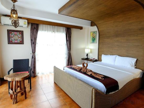 Фото The Red Balcony Inn