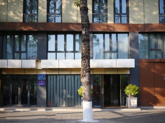 Фото Ln Hotel Five