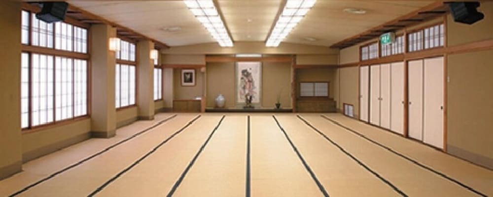 Фото Katsuzakikan