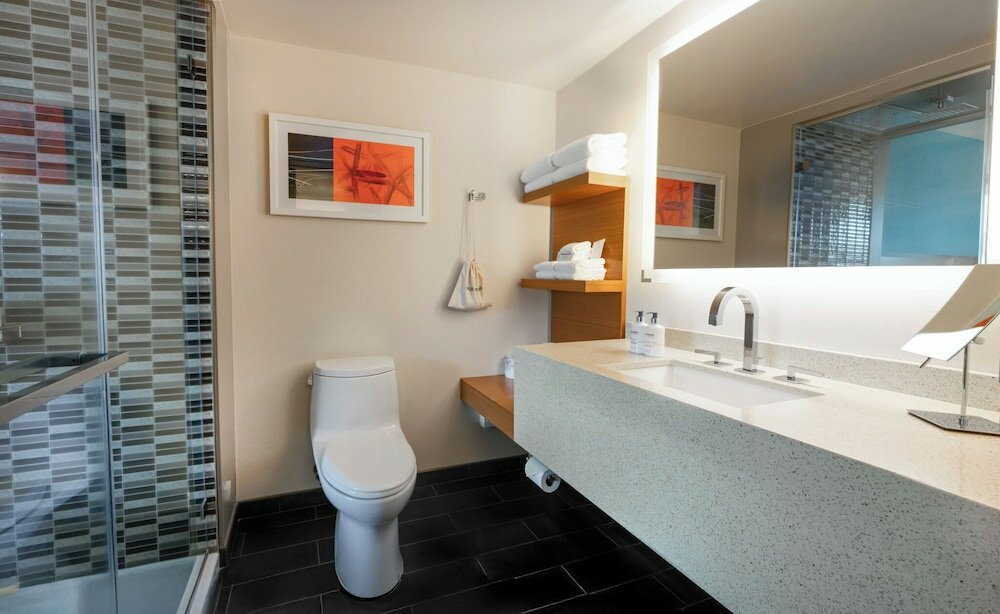 Фото Shore Hotel