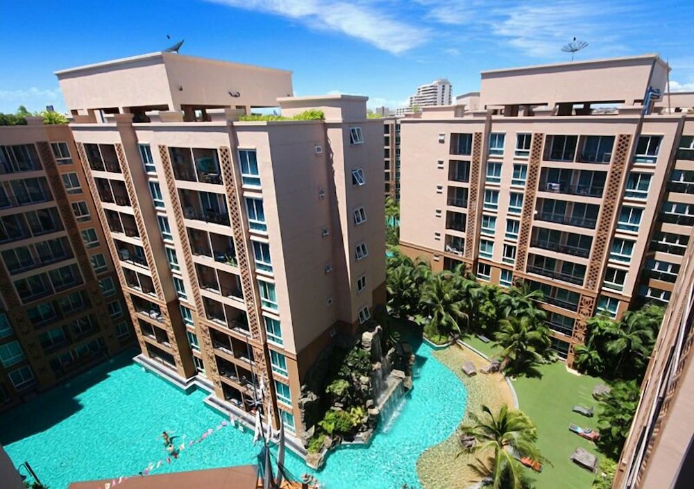 Фото Atlantis Condo & Water Park Pattaya by the Sea