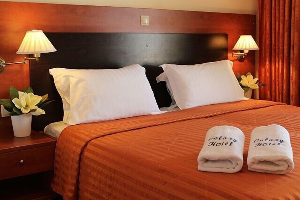 Фото Galaxy Hotel