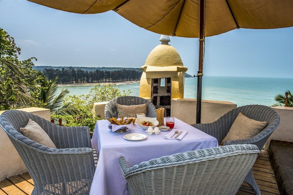 Фото Fort Tiracol Heritage Hotel