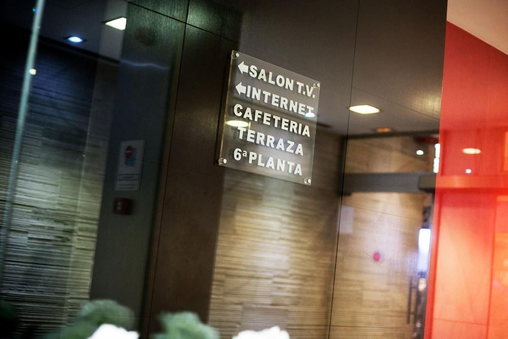 Фото Universal Hotel