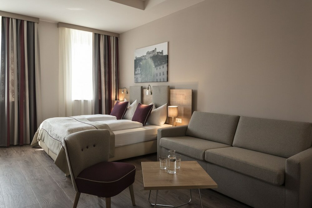 Фото Hotel Max 70