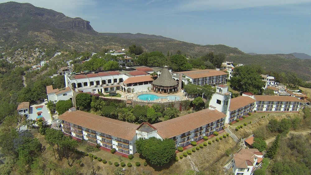 Фото Hotel Montetaxco