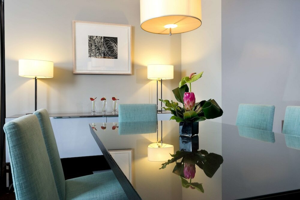 Фото The Fitzwilliam Hotel Belfast