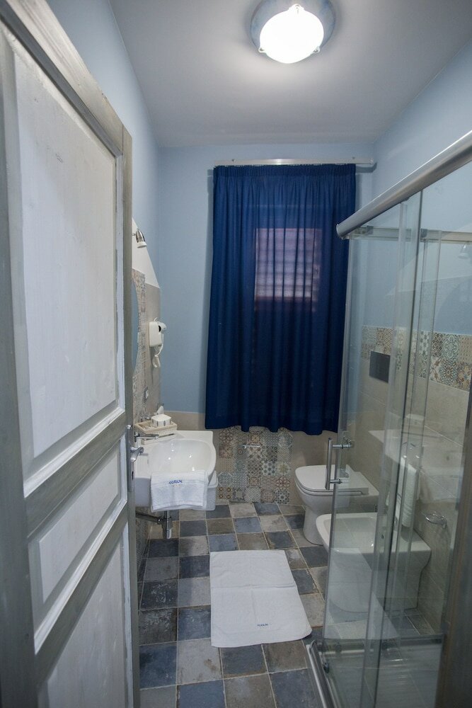 Фото Coraje Room & Breakfast