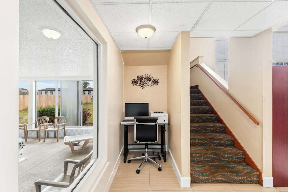 Фото Best Western Airport Inn