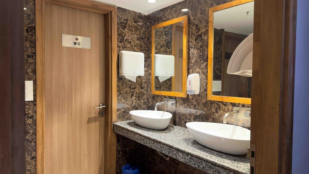 Фото Woodapple Residency