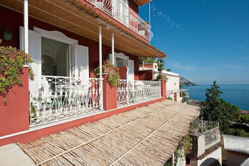 Внешний вид отеля Villa La Tartana в Позитано, фото 1