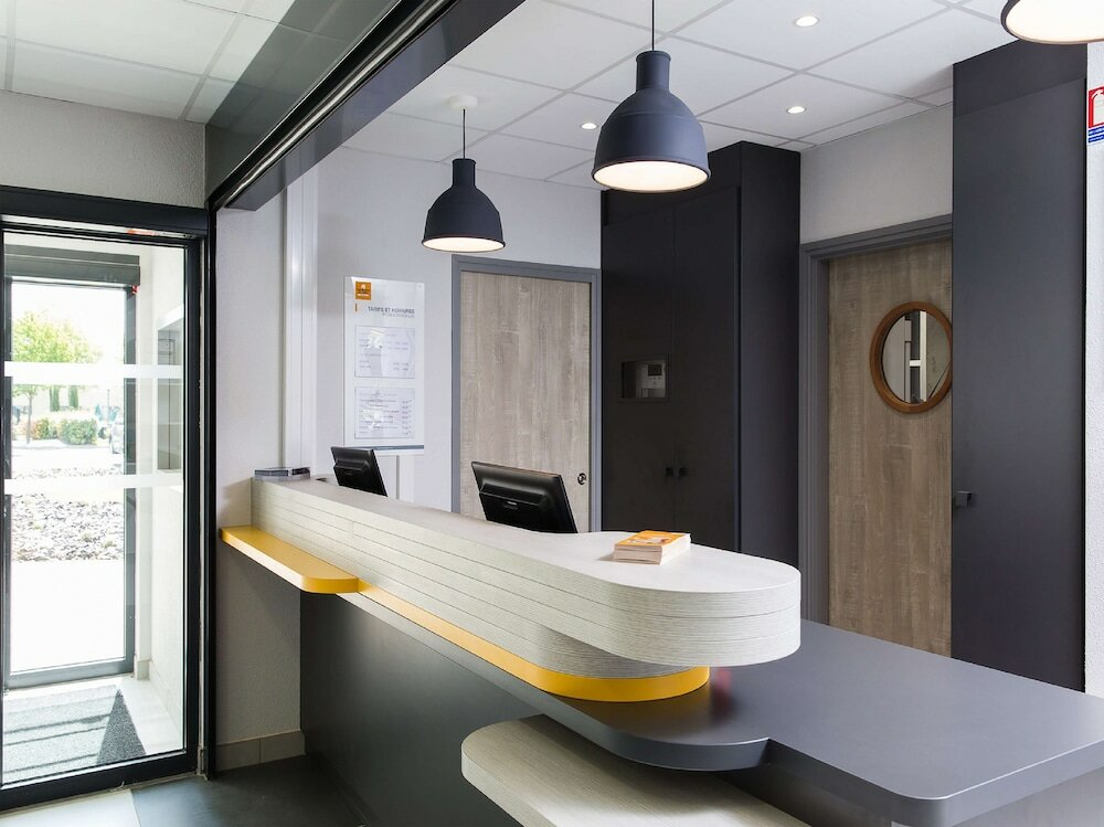 Фото Hôtel Première Classe Chartres Barjouville