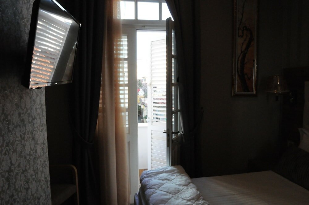 Фото Hotel Boutique Restorant Gloria