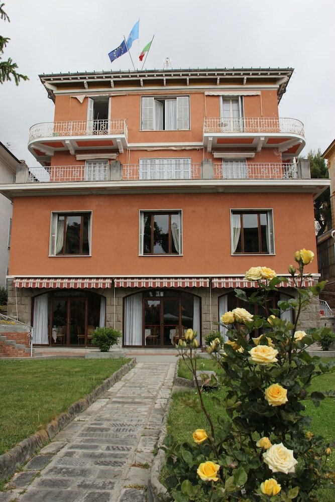 Фото Hotel Villa Maria