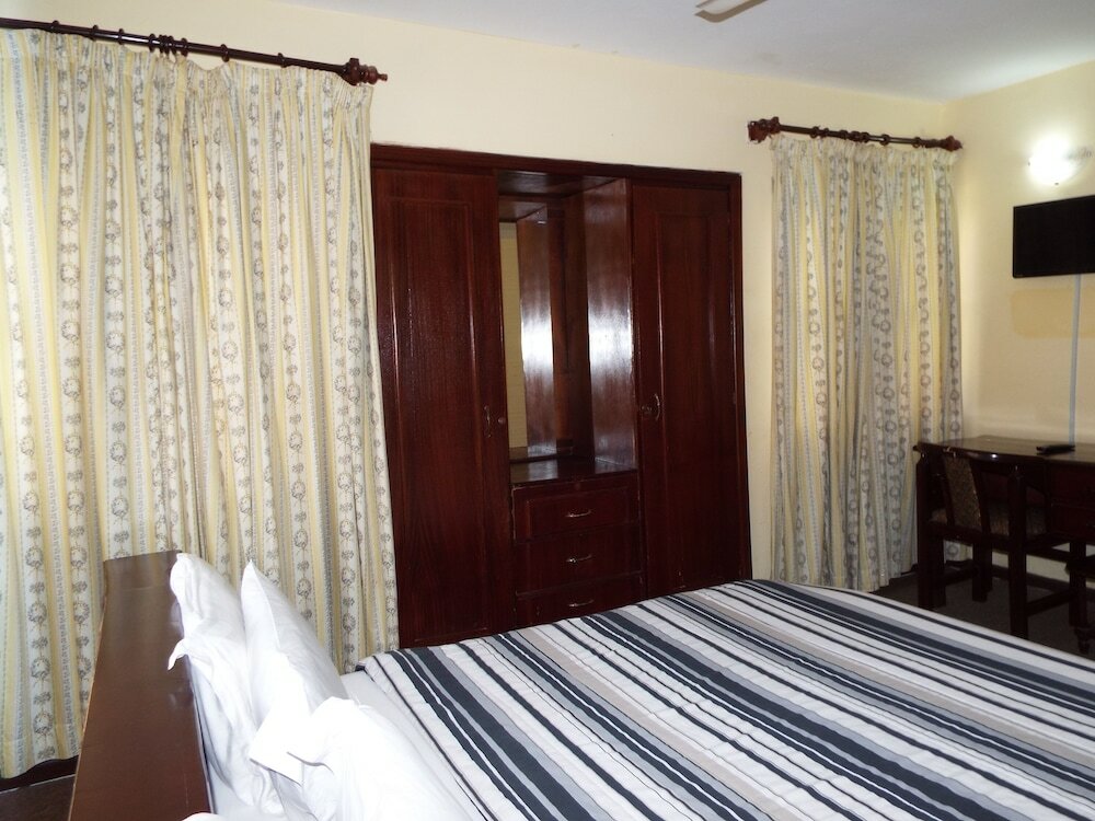 Фото Pekan Hotel