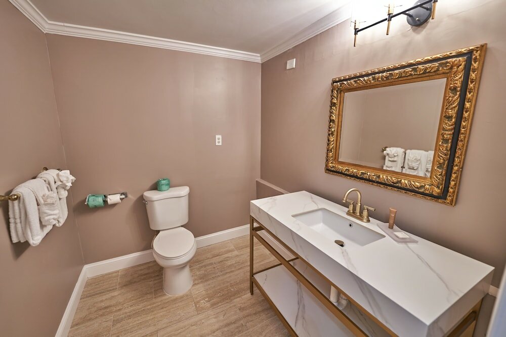 Фото Hyannis Plaza Hotel