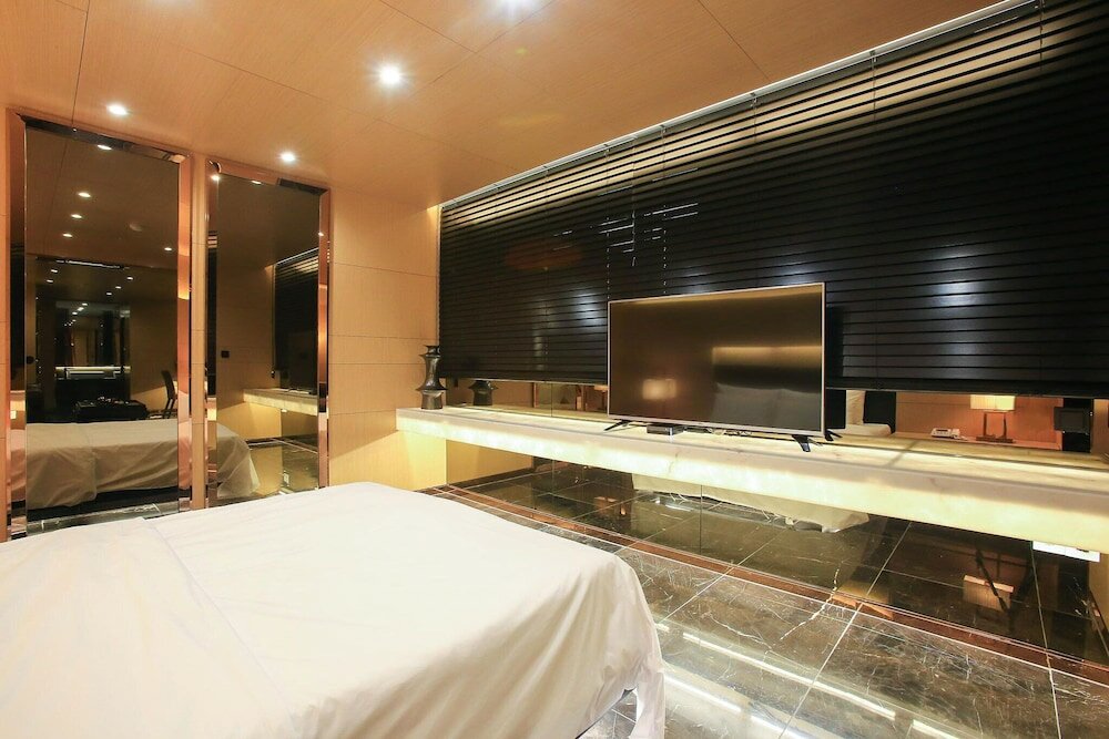 Фото Hotel Star Premier Yeoksam