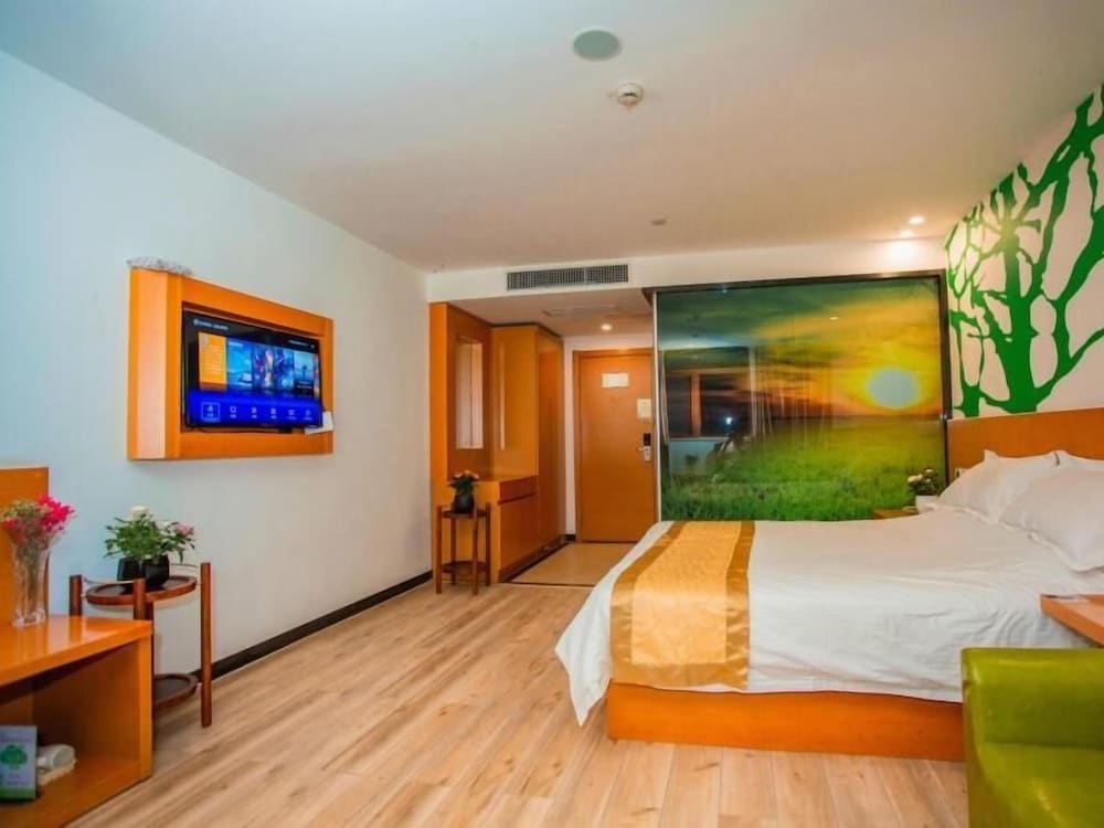 Фото Vatica ZaoZhuang TengZhou Railway Station Hotel