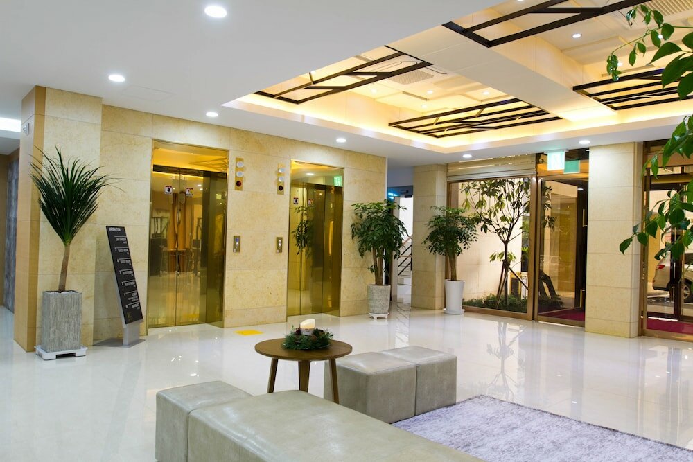 Фото Black Sands Hotel