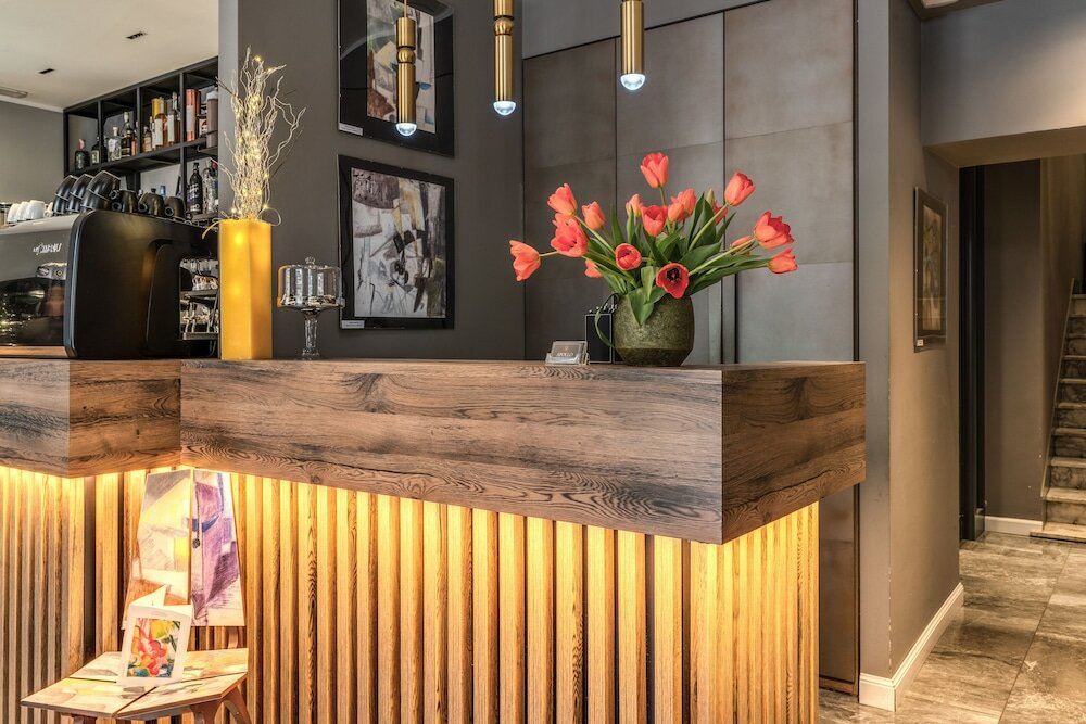 Фото Apollo Boutique Hotel