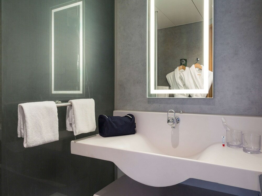 Фото Novotel Lausanne Bussigny