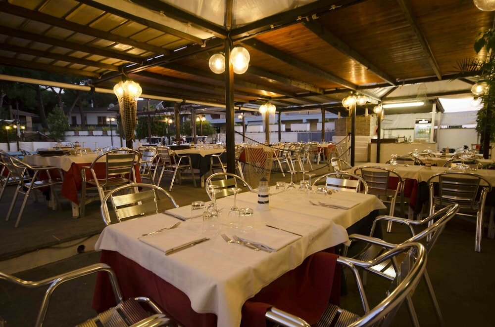 Фото Hotel Helios