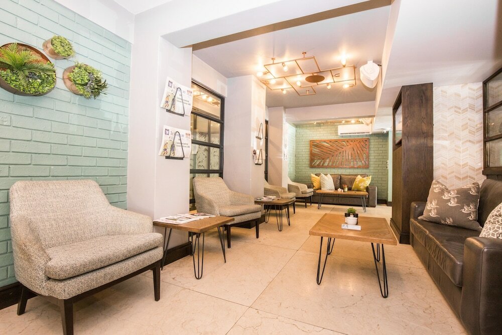 Фото Belaire Suites Hotel