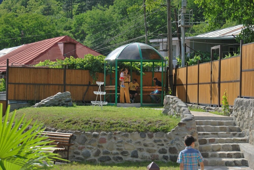 Фото Hotel Old Borjomi