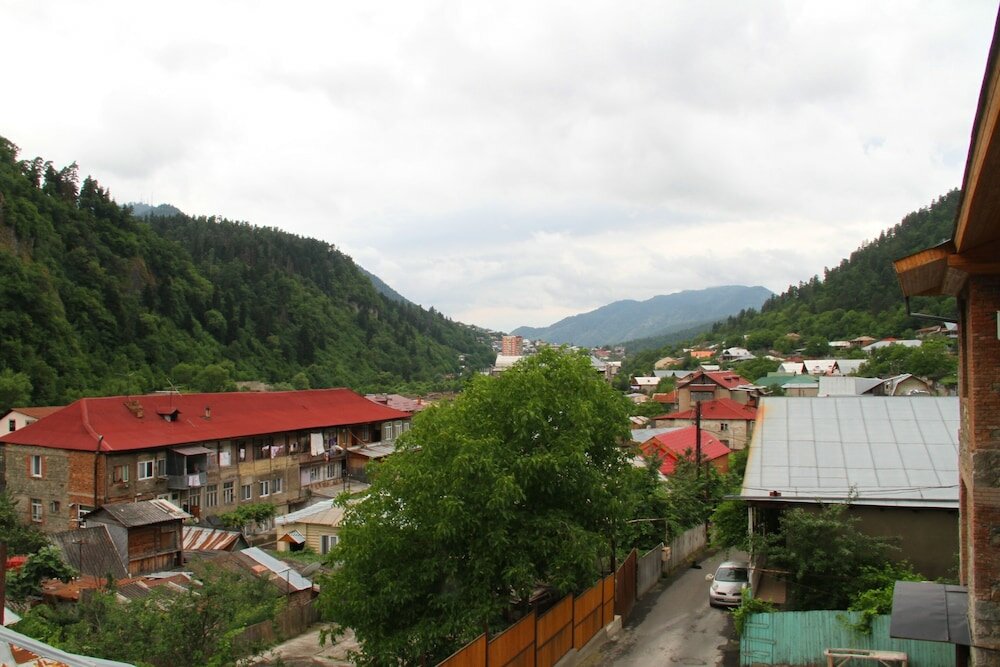 Фото Hotel Old Borjomi