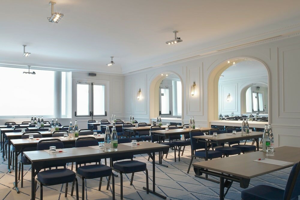 Фото Paris Marriott Opera Ambassador Hotel