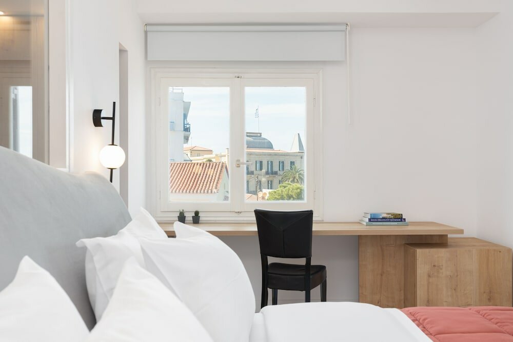 Фото Hotel Roumani